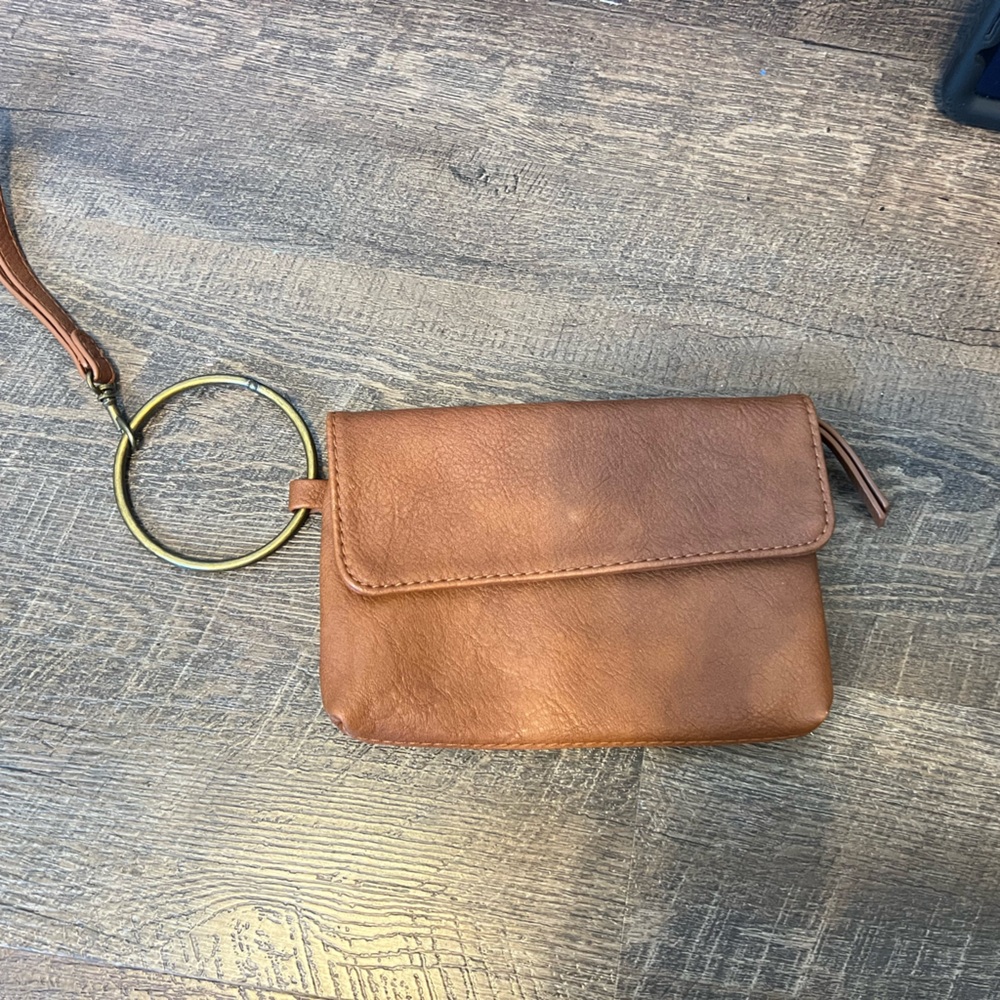 Universal Thread Brown Wristlet - image 1